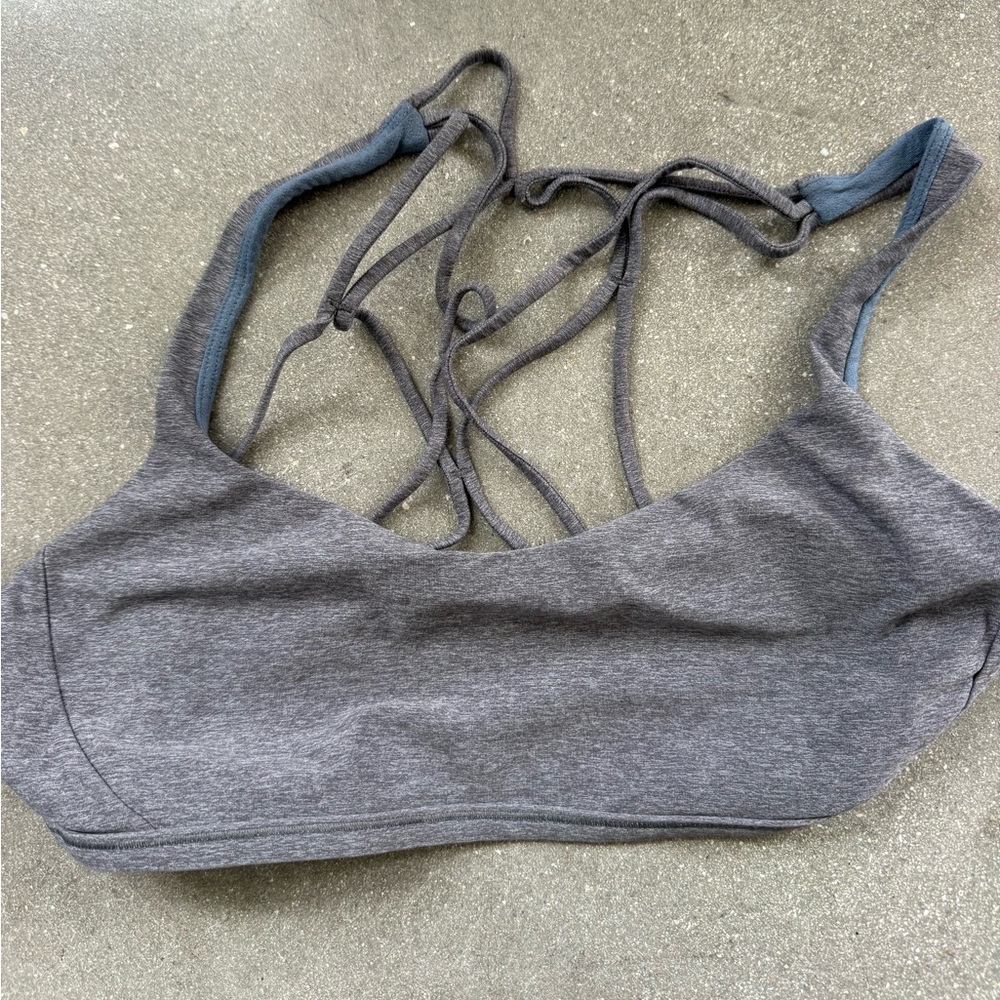 Lululemon - Free to be bra